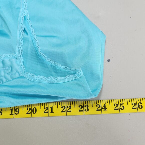 Vtg Vanity Fair Feminine Flowy Flirty Womens Nightgown Size  L Embroidered - Picture 8 of 11